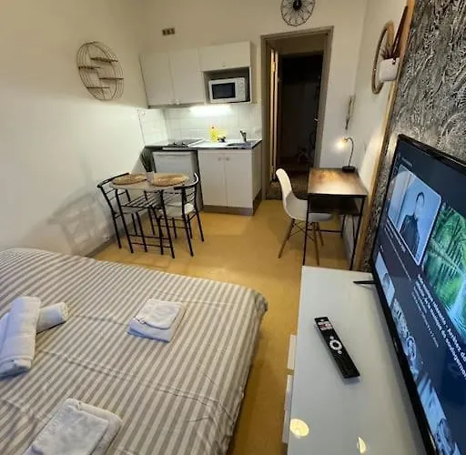 Joli Au Coeur De 41 * Βαλένς